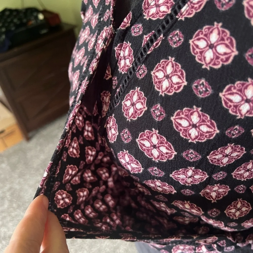 Xhilaration Black Blouse with Pink Patterns - Picture 4 of 7